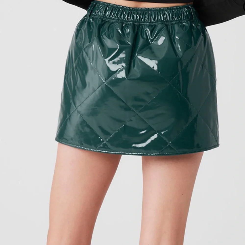 Alo yoga Snomoto Puffer Mini Skirt size small NWT!!